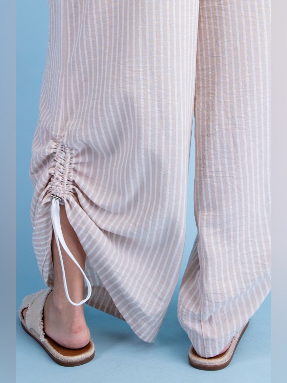 GiGio Latte Striped Barrel Pants with Adjustable Ruched Hem - Picture 3 of 8